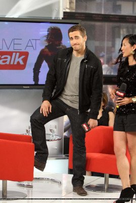 photo 13 in Jake Gyllenhaal gallery [id267479] 2010-06-28 00:00:00