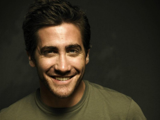 Jake Gyllenhaal pic #246459