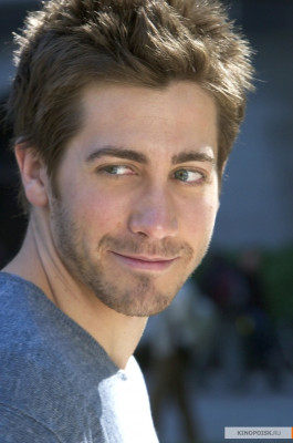Jake Gyllenhaal pic #260185