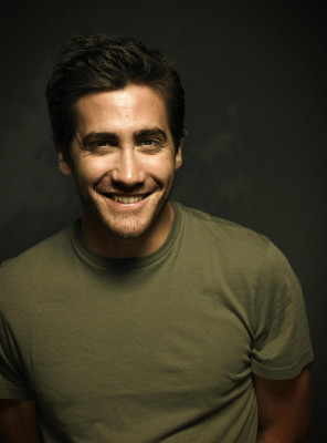 Jake Gyllenhaal pic #246461