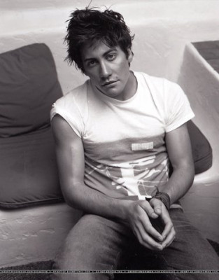 Jake Gyllenhaal pic #261940
