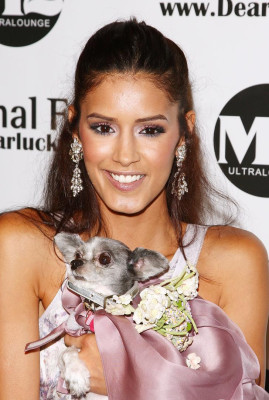 Jaslene Gonzalez pic #334540