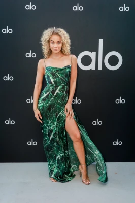 Jasmine Sanders pic #1307913