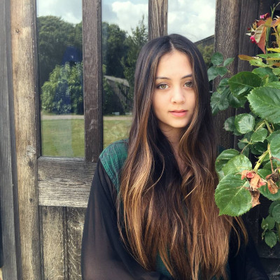 Jasmine Thompson pic #836637