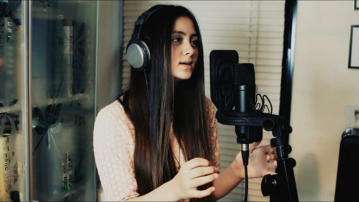 photo 6 in Jasmine Thompson gallery [id854255] 2016-05-23 00:00:00