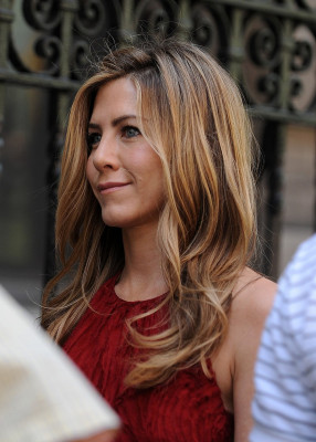 photo 9 in Aniston gallery [id160533] 2009-06-04 00:00:00