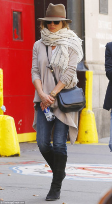 Jennifer Aniston pic #802680