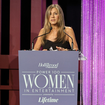 photo 5 in Aniston gallery [id1286405] 2021-12-10 00:00:00