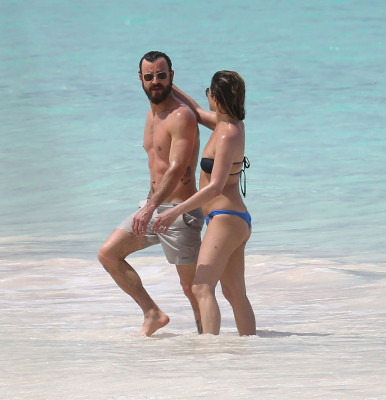 Jennifer Aniston pic #859326