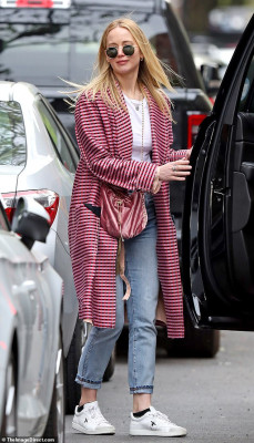Jennifer Lawrence pic #1129617