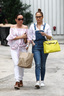Jennifer Lopez pic #1102468