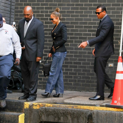 Jennifer Lopez pic #1035818