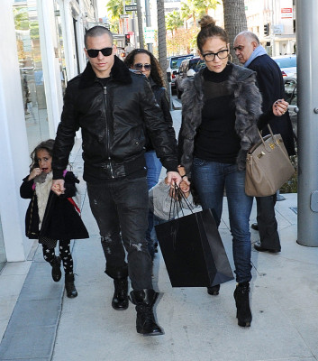 Jennifer Lopez pic #600103