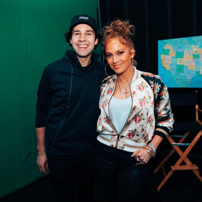 Jennifer Lopez pic #1001792