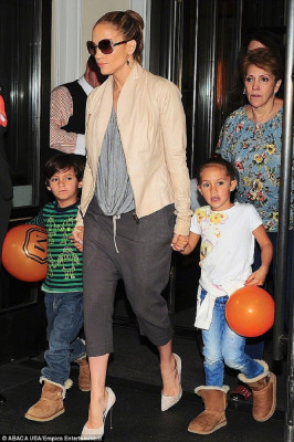 Jennifer Lopez pic #714925