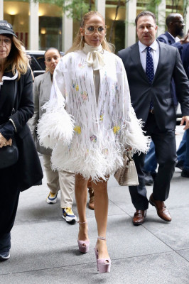 Jennifer Lopez pic #1180826