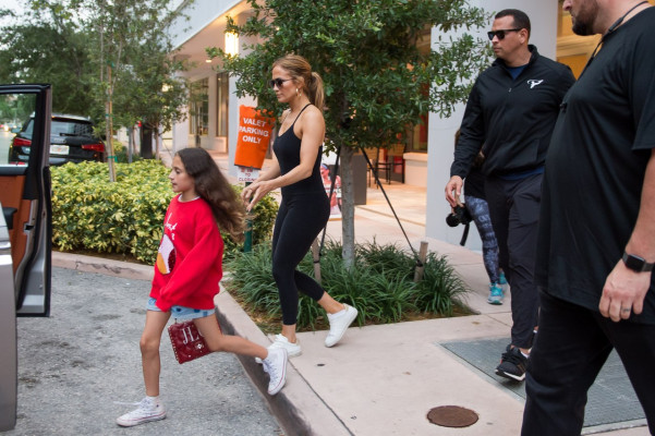 Jennifer Lopez pic #1041052