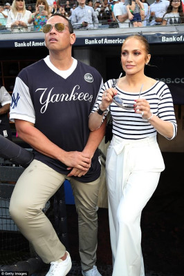 Jennifer Lopez pic #1049123