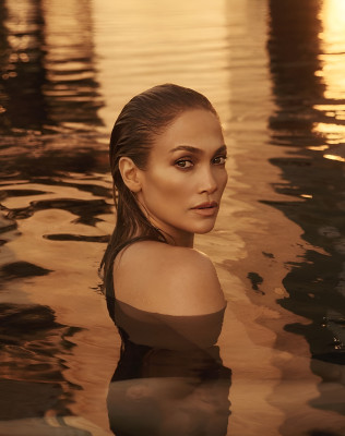 photo 8 in Jennifer Lopez gallery [id1289352] 2021-12-24 00:00:00