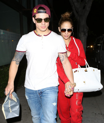 Jennifer Lopez pic #682529