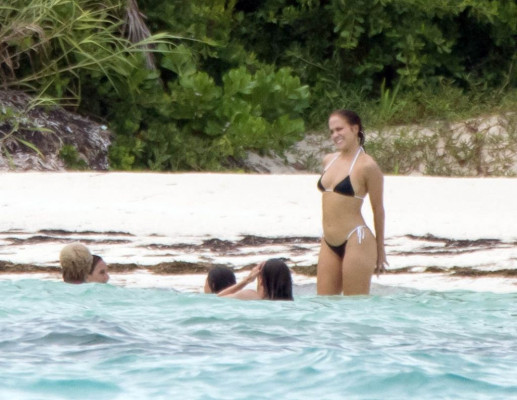 Jennifer Lopez pic #1055154