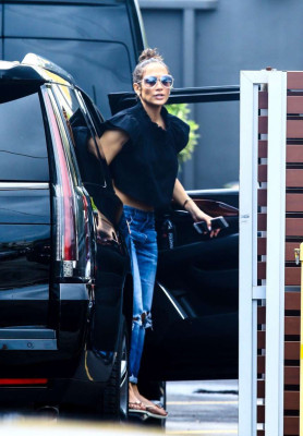 Jennifer Lopez pic #890131