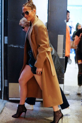 Jennifer Lopez pic #1036666