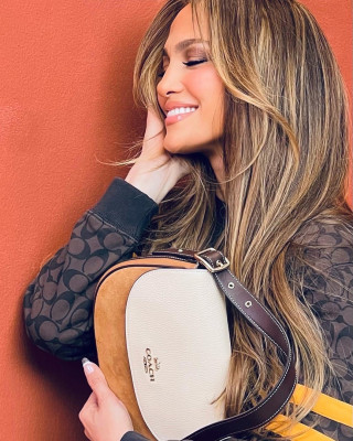 photo 5 in Jennifer Lopez gallery [id1315714] 2022-11-28 00:00:00