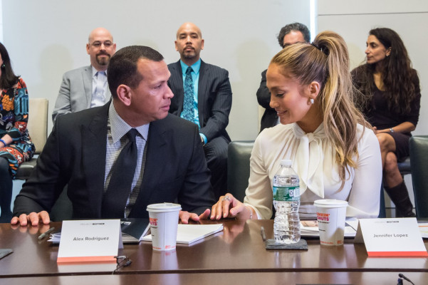 Jennifer Lopez pic #1017509