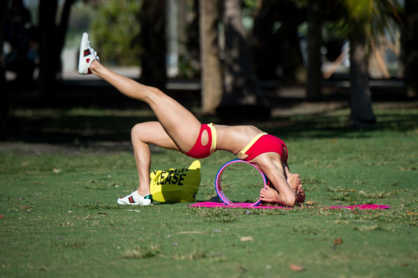 Jennifer Nicole Lee pic #974641