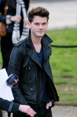 photo 19 in Jeremy Irvine gallery [id718702] 2014-07-23 00:00:00