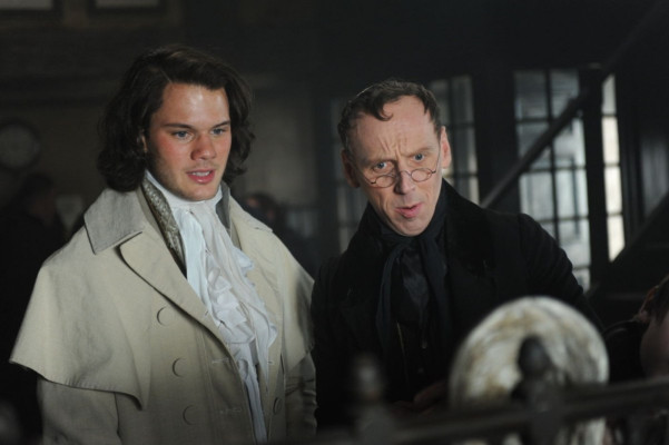 Jeremy Irvine pic #713746