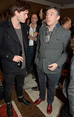 Jeremy Irvine pic #713180