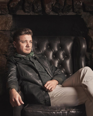 Jeremy Renner pic #1022047
