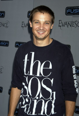 Jeremy Renner pic #591793