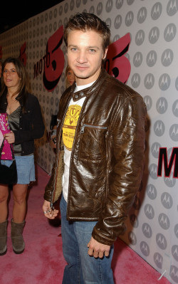 Jeremy Renner pic #591792