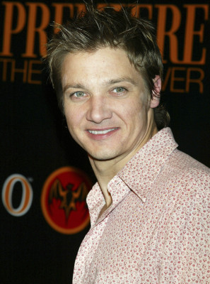 Jeremy Renner pic #591790