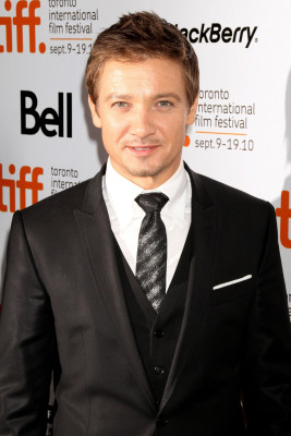 Jeremy Renner pic #596024