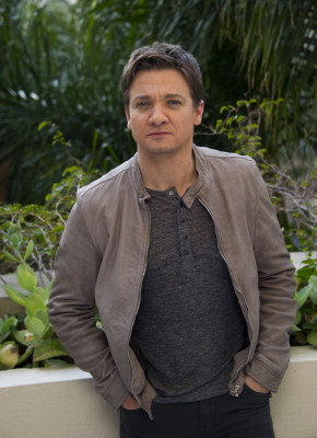 Jeremy Renner pic #582146