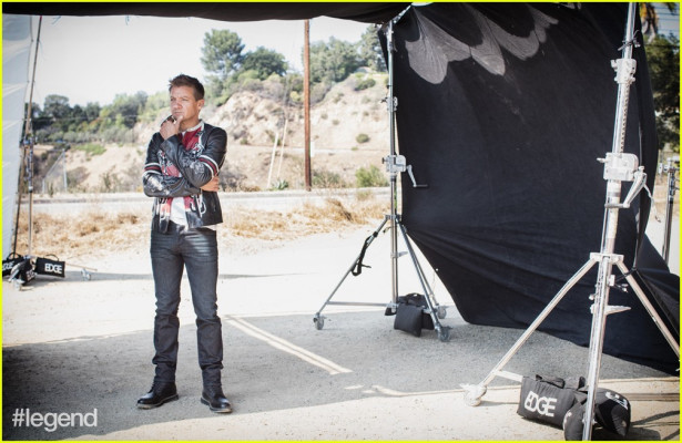 Jeremy Renner pic #910550