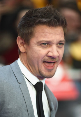 Jeremy Renner pic #849317
