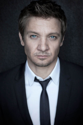 photo 14 in Jeremy Renner gallery [id1190685] 2019-11-25 00:00:00