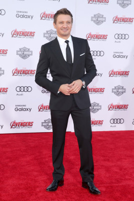 photo 20 in Jeremy Renner gallery [id769324] 2015-04-21 00:00:00
