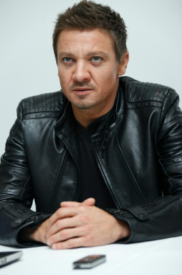 photo 25 in Jeremy Renner gallery [id769310] 2015-04-21 00:00:00
