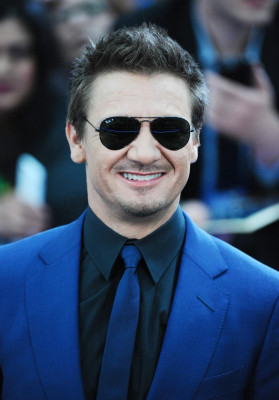 photo 17 in Jeremy Renner gallery [id770522] 2015-04-27 00:00:00