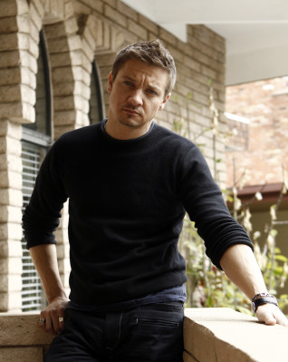 Jeremy Renner pic #395617