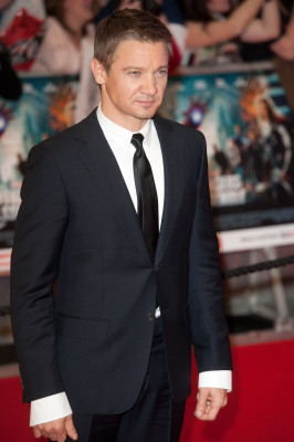 Jeremy Renner pic #593166