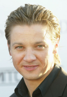 Jeremy Renner pic #526441