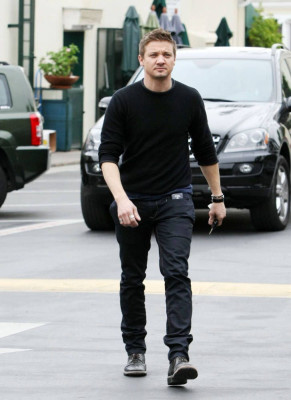 Jeremy Renner pic #333528