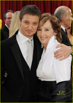 Jeremy Renner pic #271075